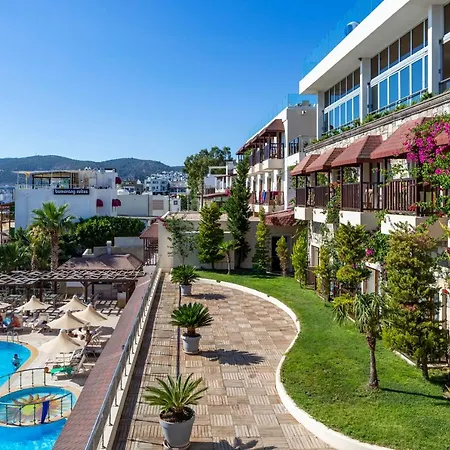 Ośrodek wypoczynkowy Diamond Of 5*